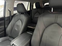 Toyota Highlander 2.5L Intelligent Hybrid AWD Premium 7-Seater - фото 9