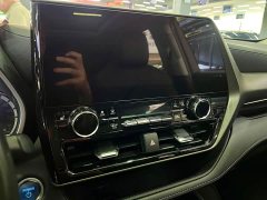 Toyota Highlander Hybrid 2.5L AWD Premium 7-Seater - photo 13