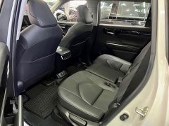 Toyota Highlander Hybrid 2.5L AWD Premium 7-Seater - photo 7