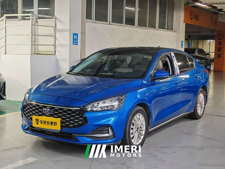 Ford Focus Sedan EcoBoost 180 Automatic Trend - ავტომობილი ჩინეთიდან