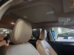 Ford Focus Sedan EcoBoost 180 Automatic Trend - ფოტო 8