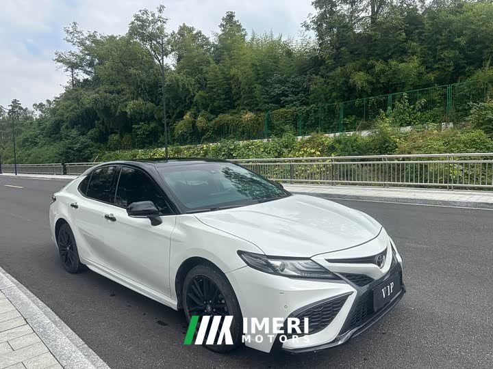 Toyota Camry 2.0G Luxury Edition - автомобиль из Китая