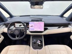 Zeekr 009 Seven-Seat Aisle Version AWD 108kWh - фото 10