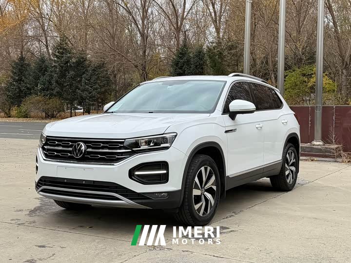 Volkswagen Taos 280TSI FWD Luxury Smart Connected Edition