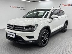 Volkswagen Touareg 280TSI FWD Luxury Edition - photo 1