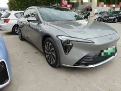 Buick Zhijing L7 EREV Luxury Xiaoyao Smart Driving Edition - photo 3