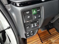 Honda Odyssey 2.0L e:HEV Sharp Radiance Edition - ფოტო 15