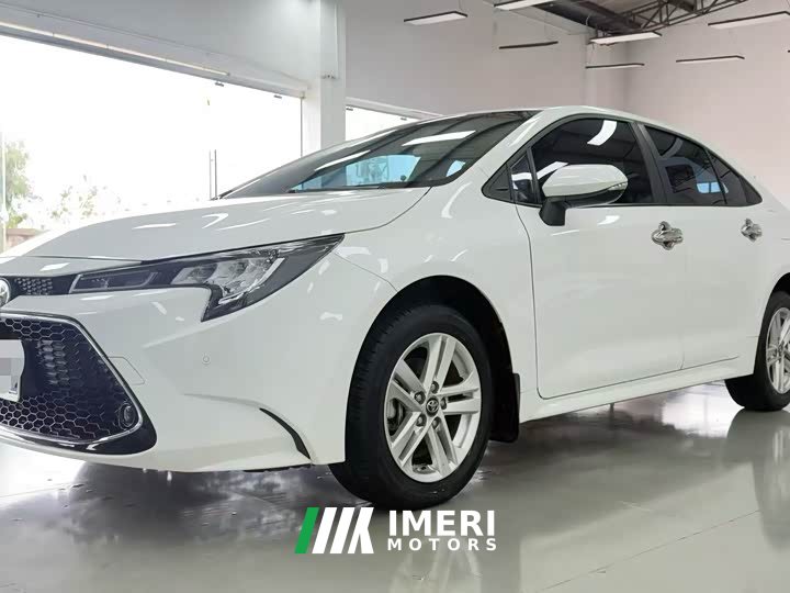 Toyota Corolla 1.8L CVT Luxury - car from China