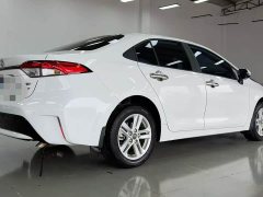 Toyota Corolla 1.8L CVT Luxury - photo 4