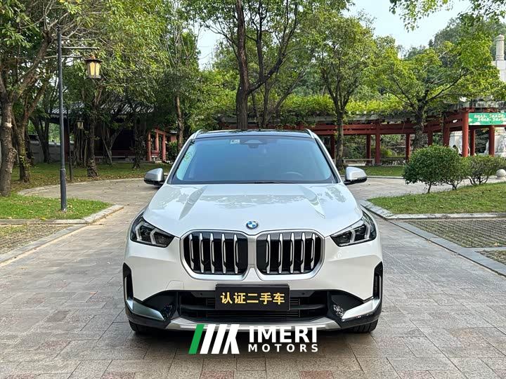 BMW X1 xDrive25Li X Design Package