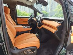 LEVC L380 140-Degree 6-Seat AWD Ultra - photo 7