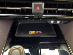 Toyota Alphard Hybrid 2.5L Premium Edition - фото 11
