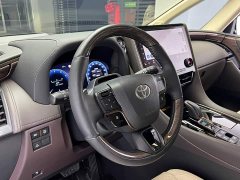 Toyota Alphard Hybrid 2.5L Premium Edition - фото 9