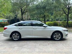 Honda Accord 260TURBO Luxury National V - фото 4