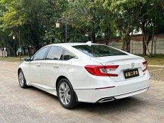 Honda Accord 260TURBO Luxury National V - фото 6