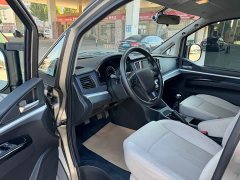 Dongfeng Delica M5 1.6L Practical 5-Seater - photo 2