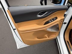 Voyah Lantu Dreamchaser PHEV Ultra-Long Range Flagship - фото 6
