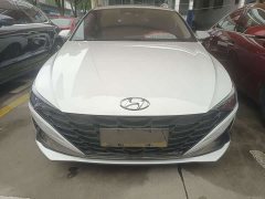 Hyundai Elantra 1.5L CVT Luxury - фото 1