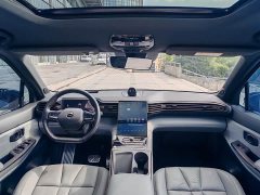 NIO ES8 580KM Six-Seater - ფოტო 7
