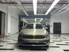 Volkswagen Bora 200TSI DSG Comfort Pro - ფოტო 2
