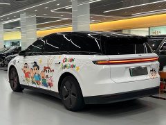 Li Auto i8 Standard Edition - ფოტო 15