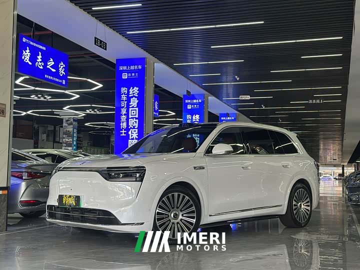 AITO M8 Extended Range Ultra 53.4kWh 6-Seater with 192-Channel LiDAR