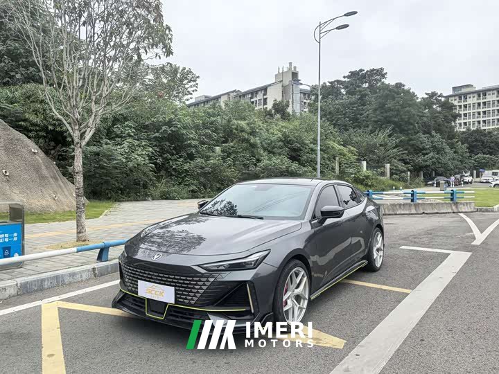 Changan UNI-V 1.5T Sport Edition - автомобиль из Китая
