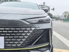 Changan UNI-V 1.5T Sport Edition - фото 13