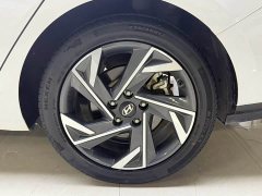 Hyundai Elantra 1.5L CVT GLX Elite - ფოტო 20