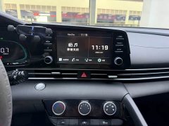 Hyundai Elantra 1.5L CVT GLX Elite - ფოტო 6