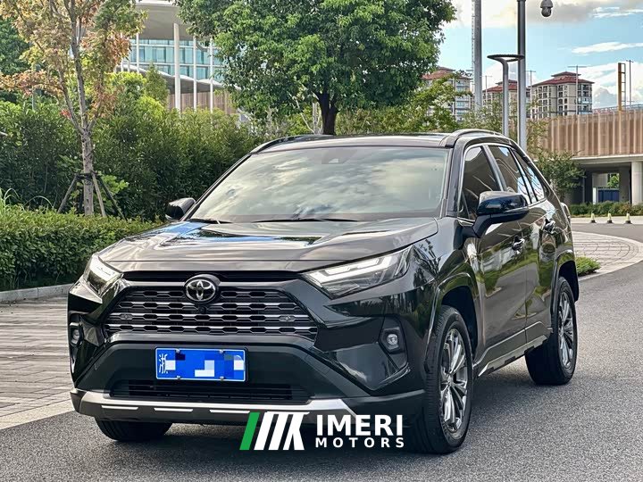 Toyota RAV4 2.0L CVT FWD Fashion Plus