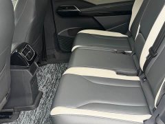 Volkswagen ID.6 CROZZ Standard Range PURE Edition - ფოტო 11