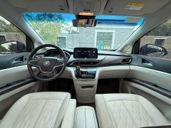 Buick GL8 Land Business Class 652T Premium - ფოტო 5
