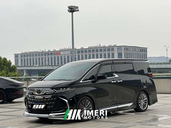 Toyota Alphard Hybrid 2.5L Premium Edition - car from China
