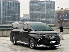 Toyota Alphard Hybrid 2.5L Premium Edition - photo 3