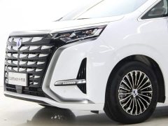Denza D9 DM-i 1050 Premium - ფოტო 1