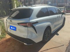Toyota Gravia 2.5L Hybrid Comfort Edition - фото 3