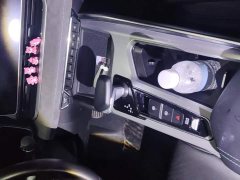 Geely Xingrui 2.0T Diesel Exclusive Cyan Green Edition - photo 15