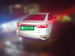 Geely Emgrand 4th Generation 1.5L CVT Luxury - ფოტო 4