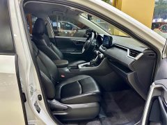 Toyota RAV4 2.0L CVT FWD Urban Edition - ფოტო 10