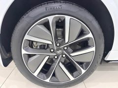 Li Auto L6 Pro - ფოტო 10