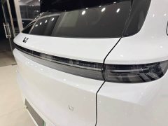 Li Auto L6 Pro - ფოტო 15