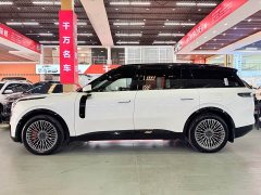 Lynk & Co 900 2.0T Explorer Edition 6-seater - ფოტო 3
