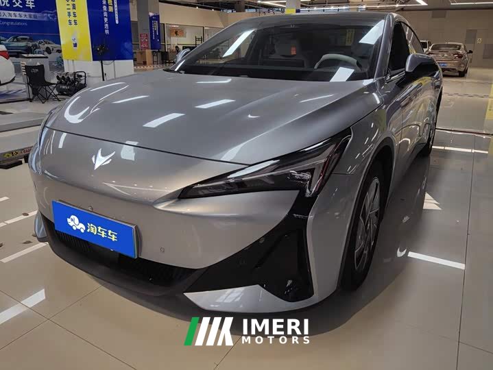 Arcfox Alpha S5 560PRO 185kW - автомобиль из Китая