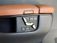 Toyota Alphard Hybrid 2.5L Premium Edition - photo 16