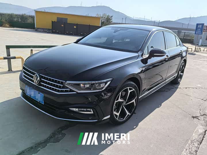 Volkswagen Magotan 2 Million Units Celebration Edition 330TSI DSG Luxury - car from China