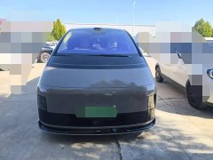 Li Auto MEGA Home Family Edition - ფოტო 2