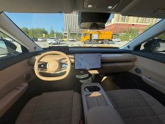 Changan Starchi ET Extended Range 200 Pro - ფოტო 6