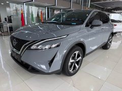 Nissan Qashqai 1.3T CVT Luxury Edition - photo 1