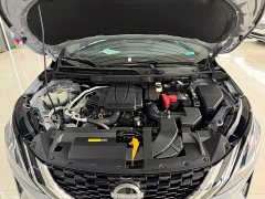 Nissan Qashqai 1.3T CVT Luxury Edition - photo 10